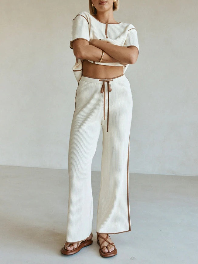 Pantalons larges en tricot à rayures crème